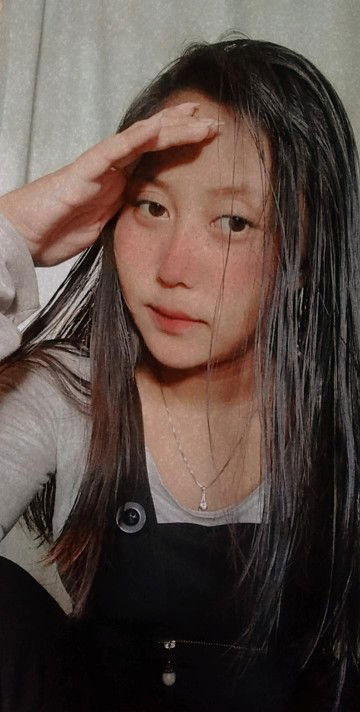 Dini Yulianti profile icon