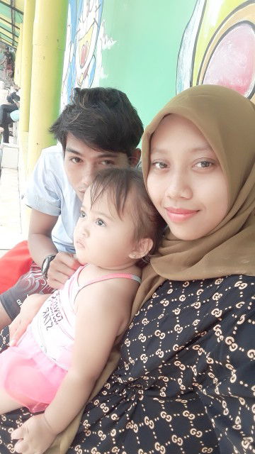 Wahyu Triani profile icon