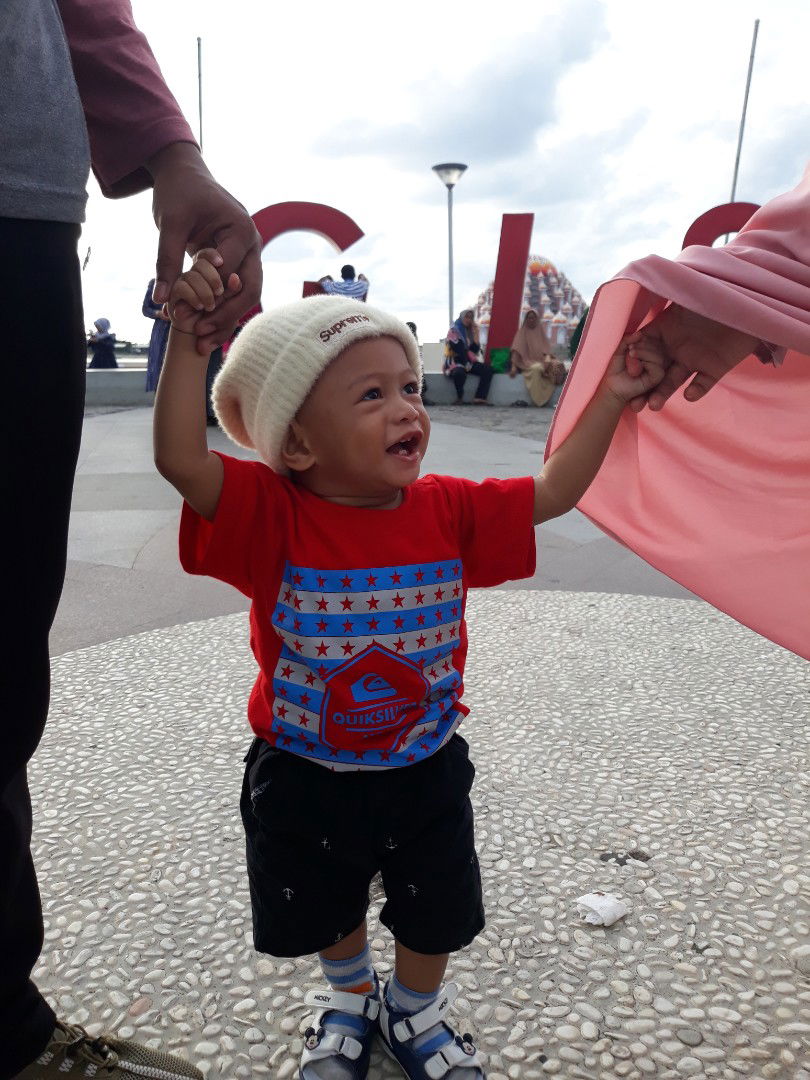 Echi Friyanti profile icon