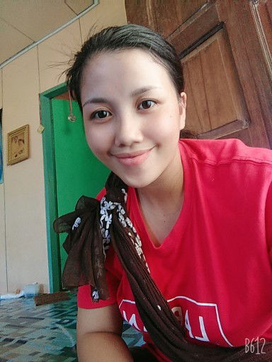 Adlina Jumin profile icon