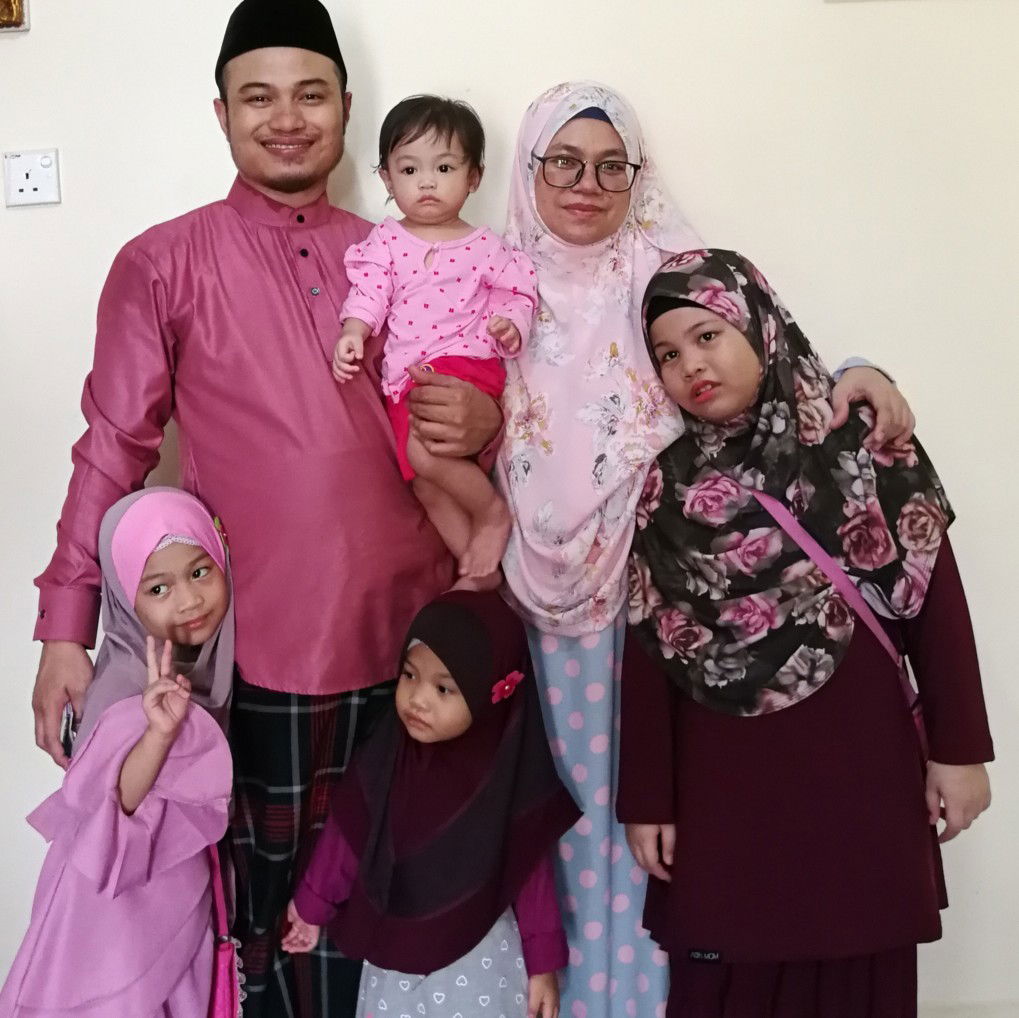 Noor Farzatul hana profile icon