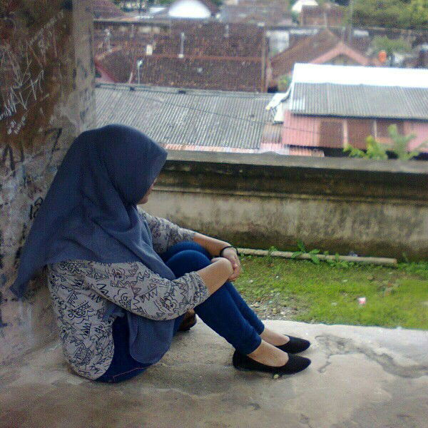 Diyah Pratiwi profile icon