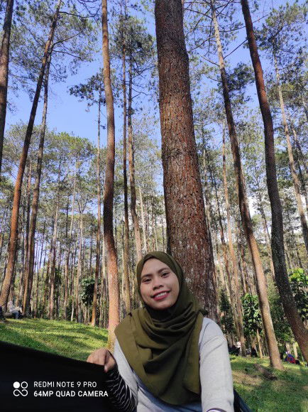 Santi Puspitasari profile icon