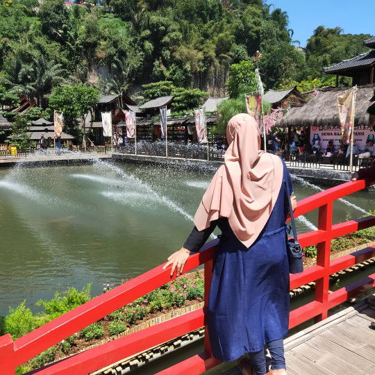 Sri Hati profile icon