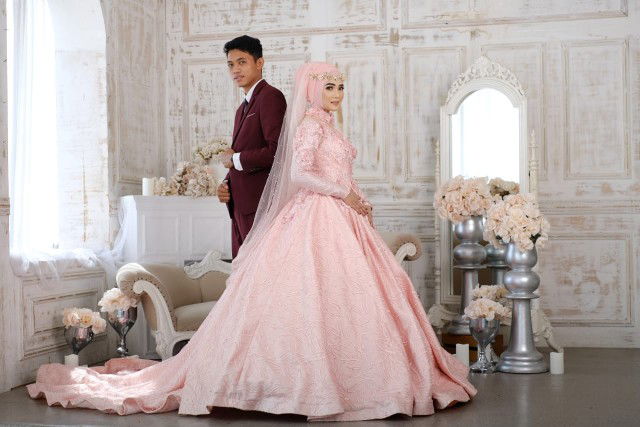 Dewi Kurnia sari profile icon