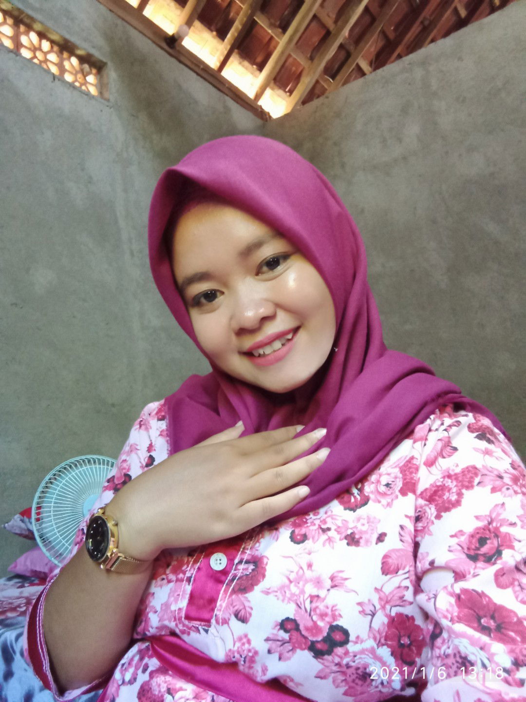 siti nafiah profile icon