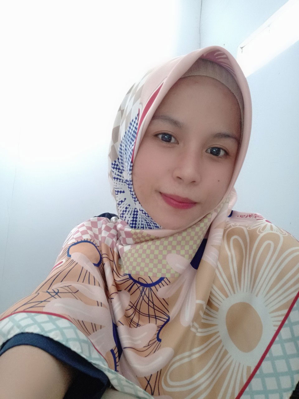 Hesti Khoerun Nisa profile icon