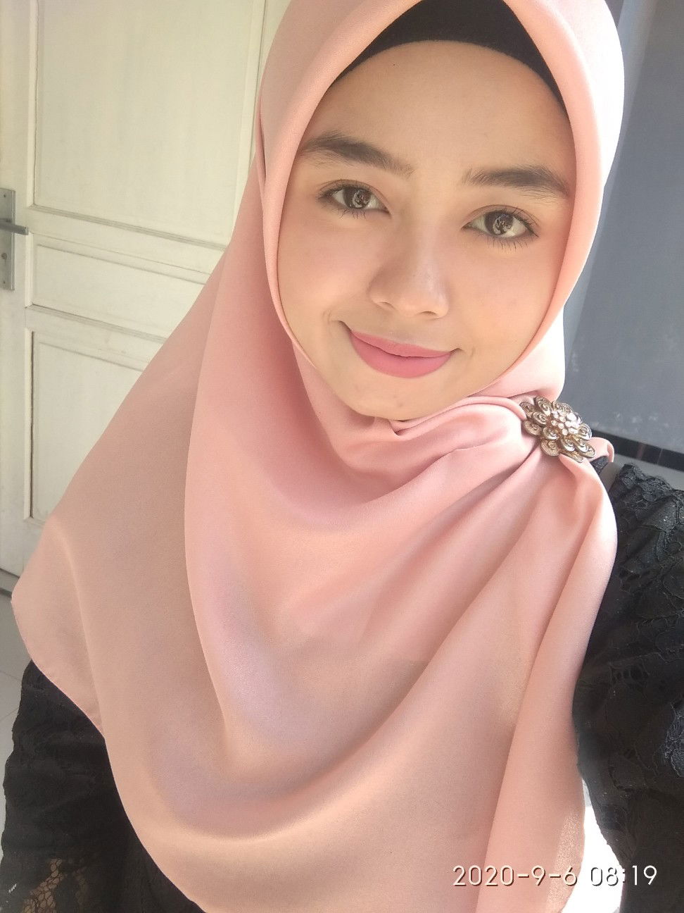 Hesti Purwandari profile icon