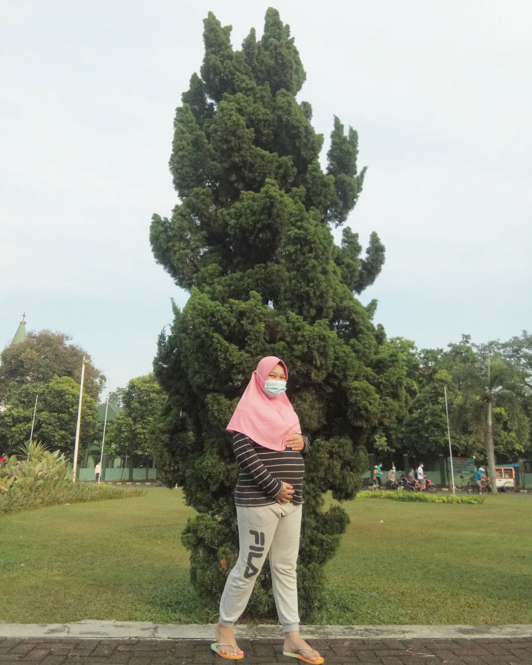 Ayu Indahsari profile icon