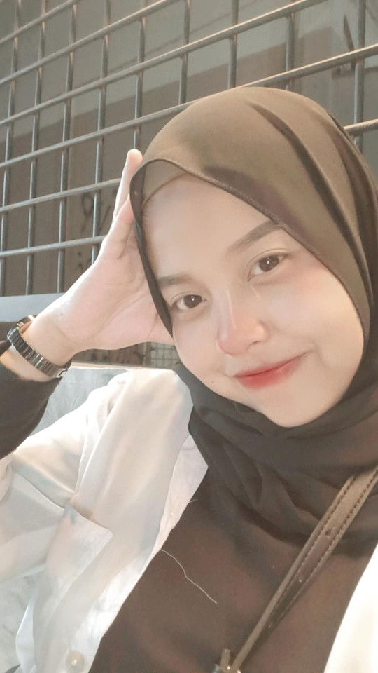 Andi Nur Dahliah profile icon