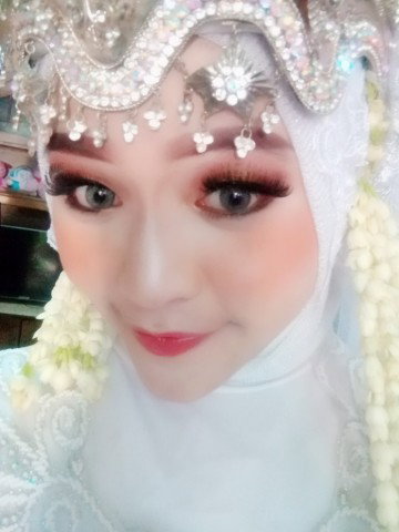 Novi Yanti profile icon