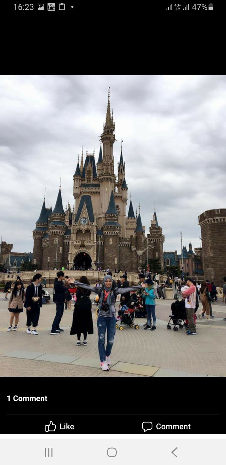 Zaidah Ahmad Khan profile icon