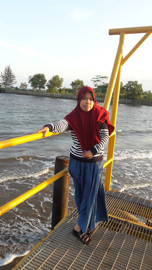 Nirmawati Ambos profile icon