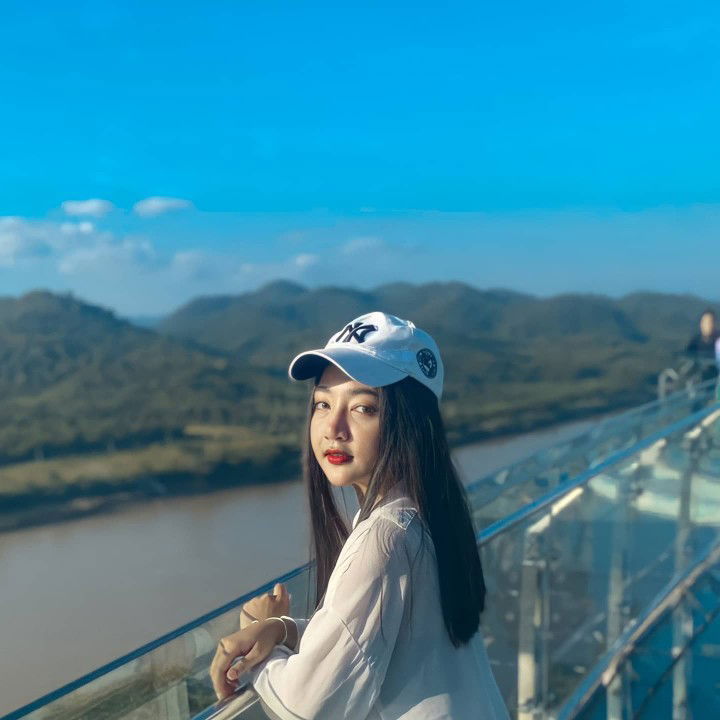 Onanong Akkaranan profile icon