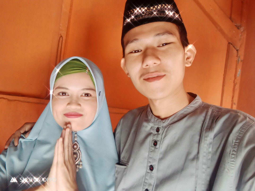 ade Sarifah Fauziah profile icon