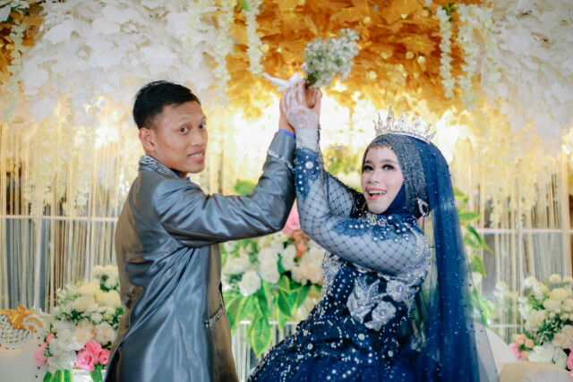 Anis Kurly profile icon