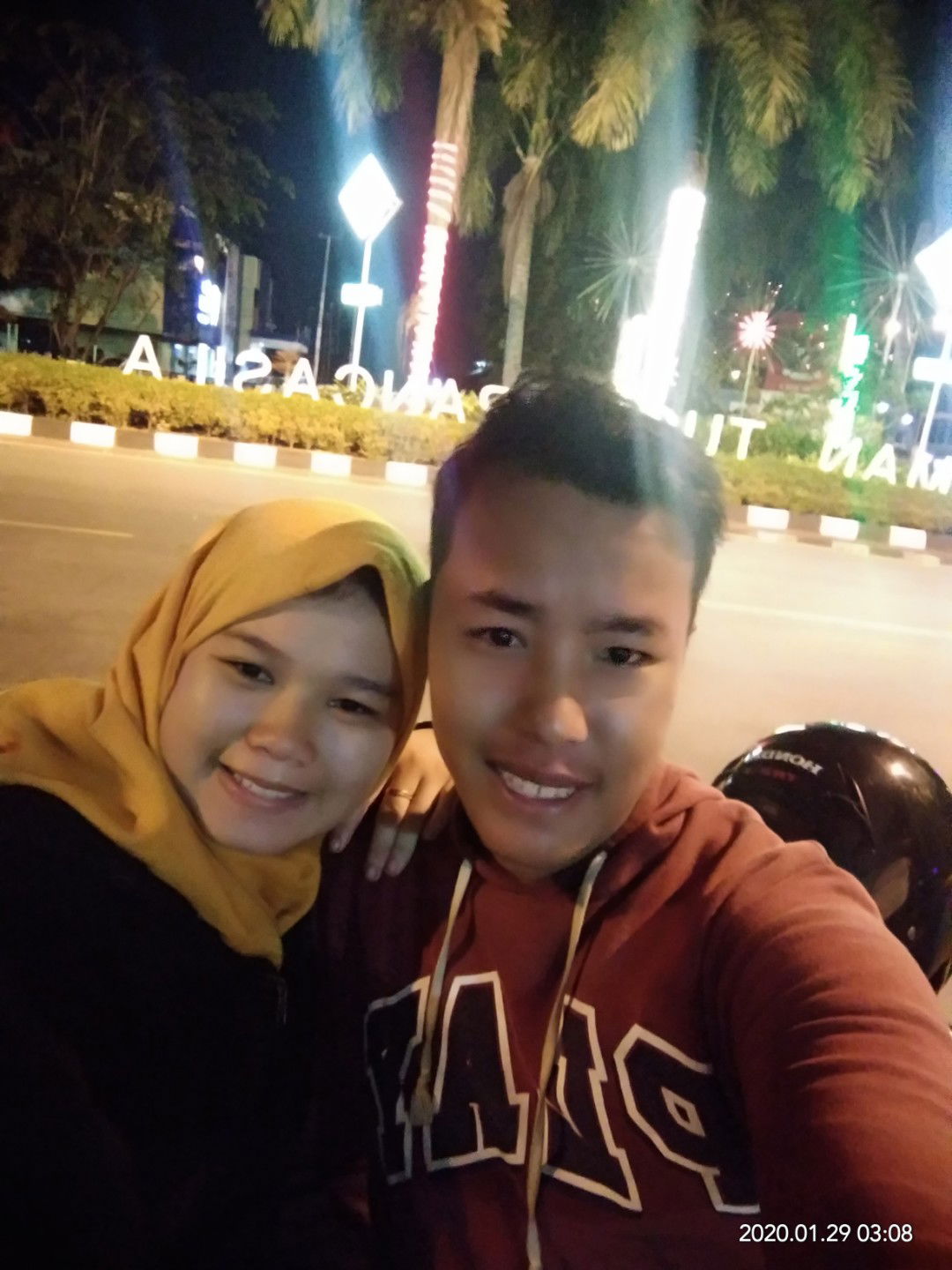 Anisa Nisa profile icon