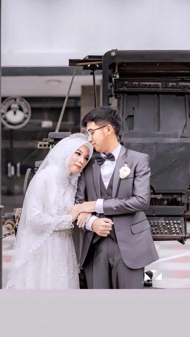 Indri April Aini profile icon