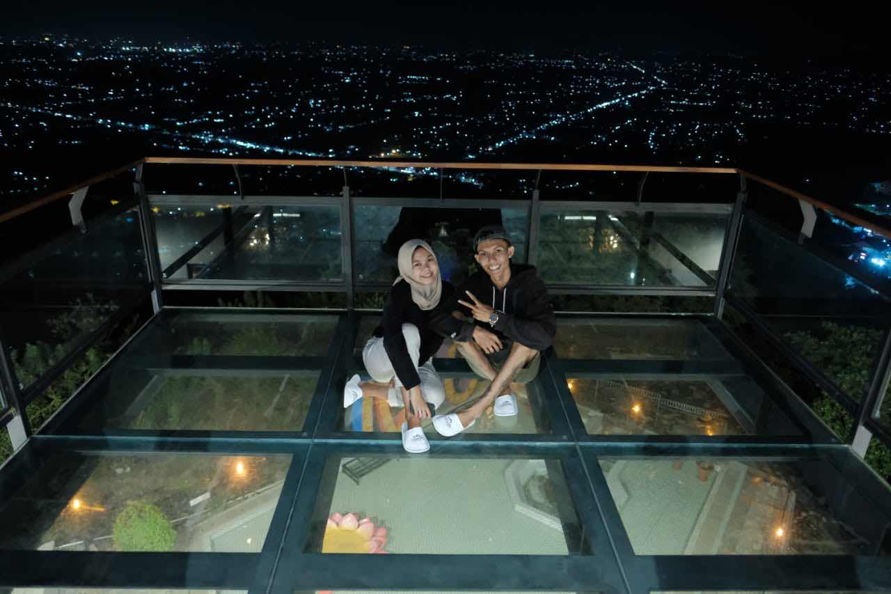 Dian Suci profile icon