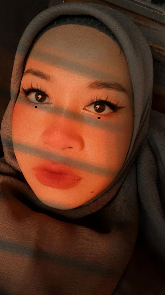 Ade Reni Isniati profile icon