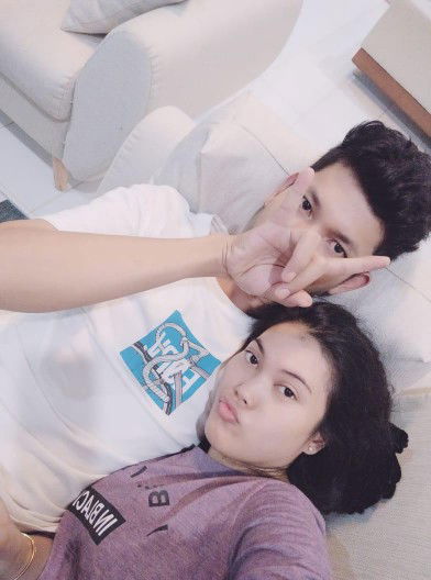 Della Ratnadewi profile icon