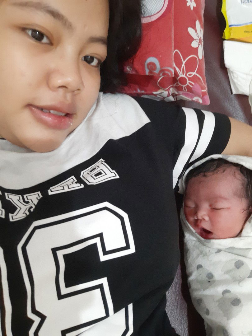 PENGALAMAN MELAHIRKAN