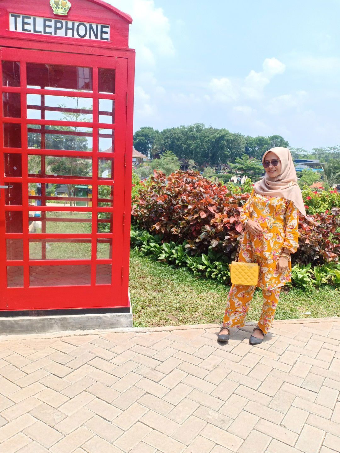 Nha Dina Andriani profile icon