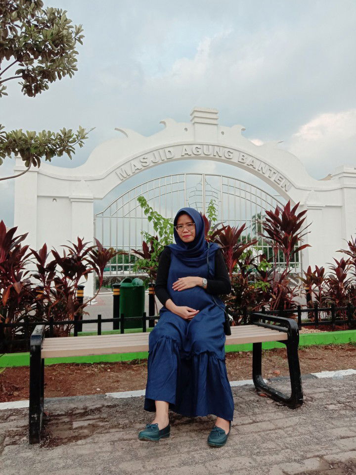 Nur Hasanah profile icon