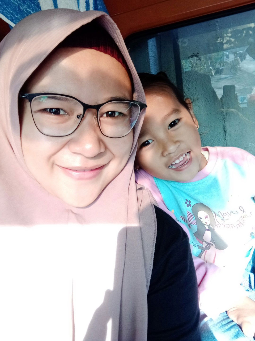 Erli Fatthiya profile icon