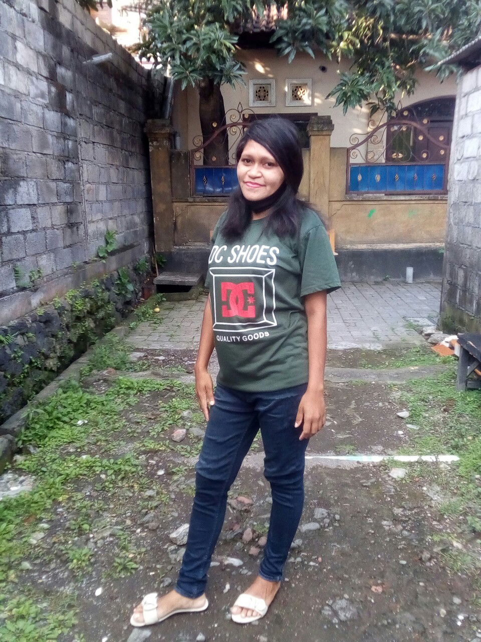 Rosmiyati Lakamau profile icon