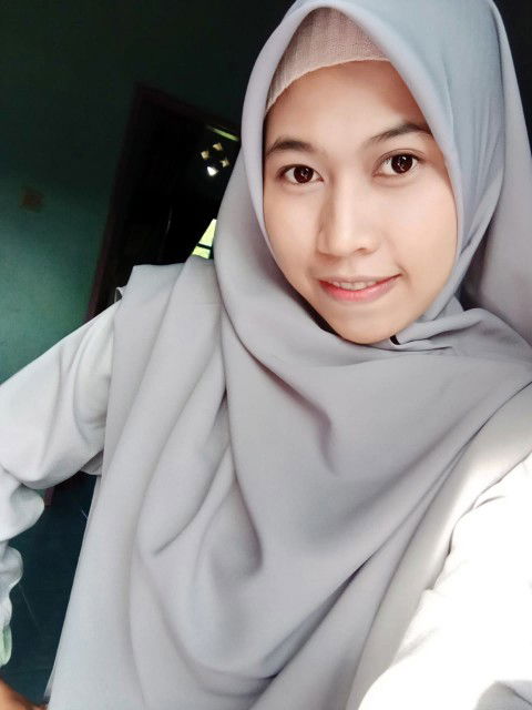 Ummi Zakiyah profile icon