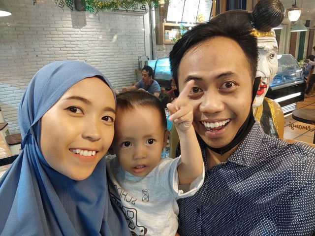 Eka Suryati profile icon