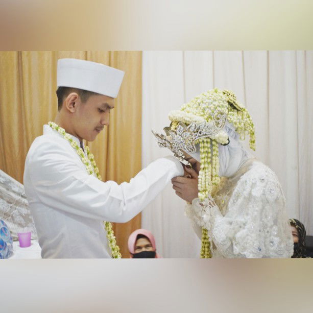 Rizqa Rizqola profile icon