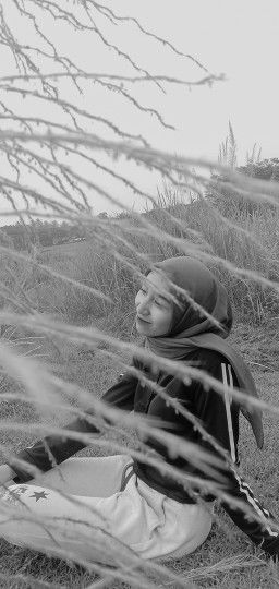 Hannyfahrakasiwivalentino profile icon