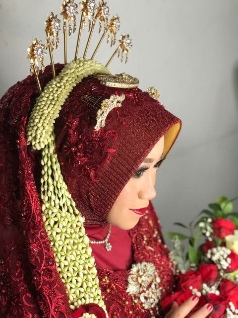 Fitri Windaryanti profile icon