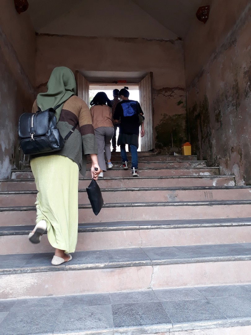 Ning tyas profile icon