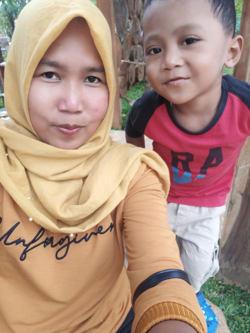 dewi sri anjarwati profile icon