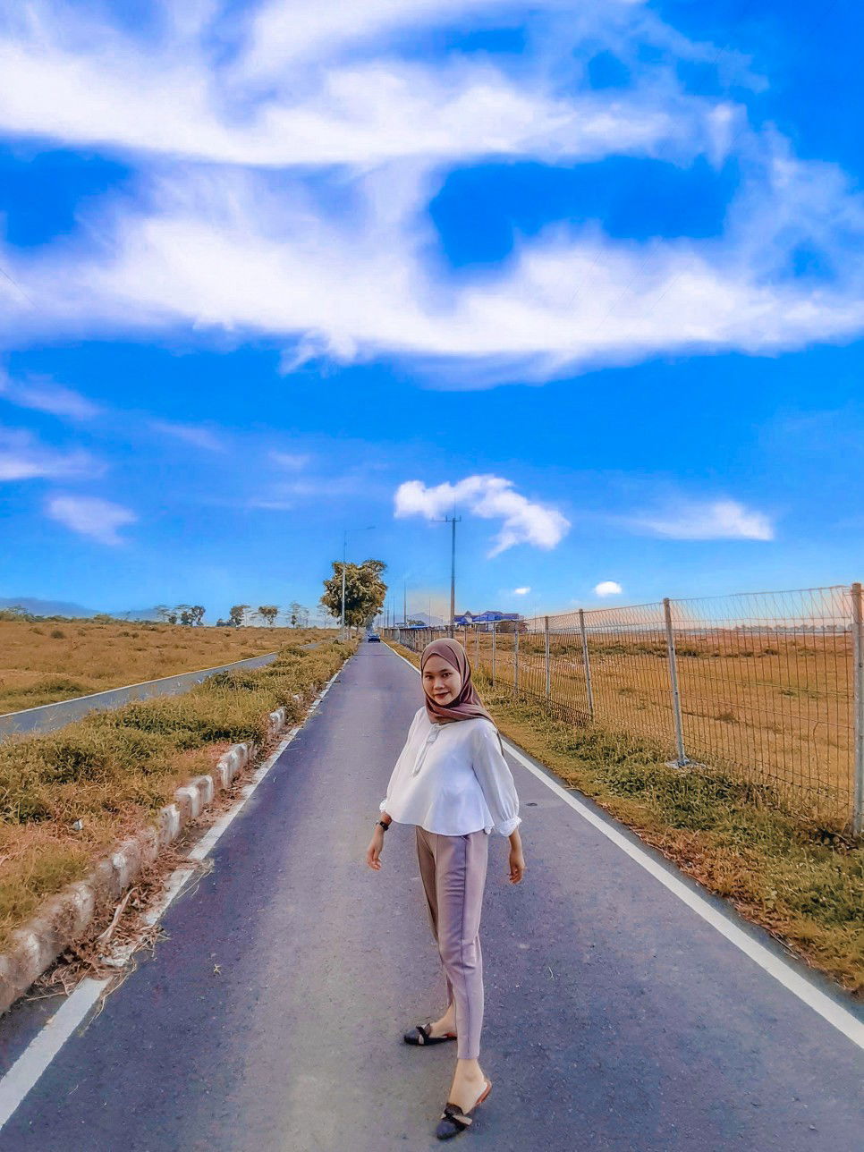 Tri Ayu Soniya profile icon