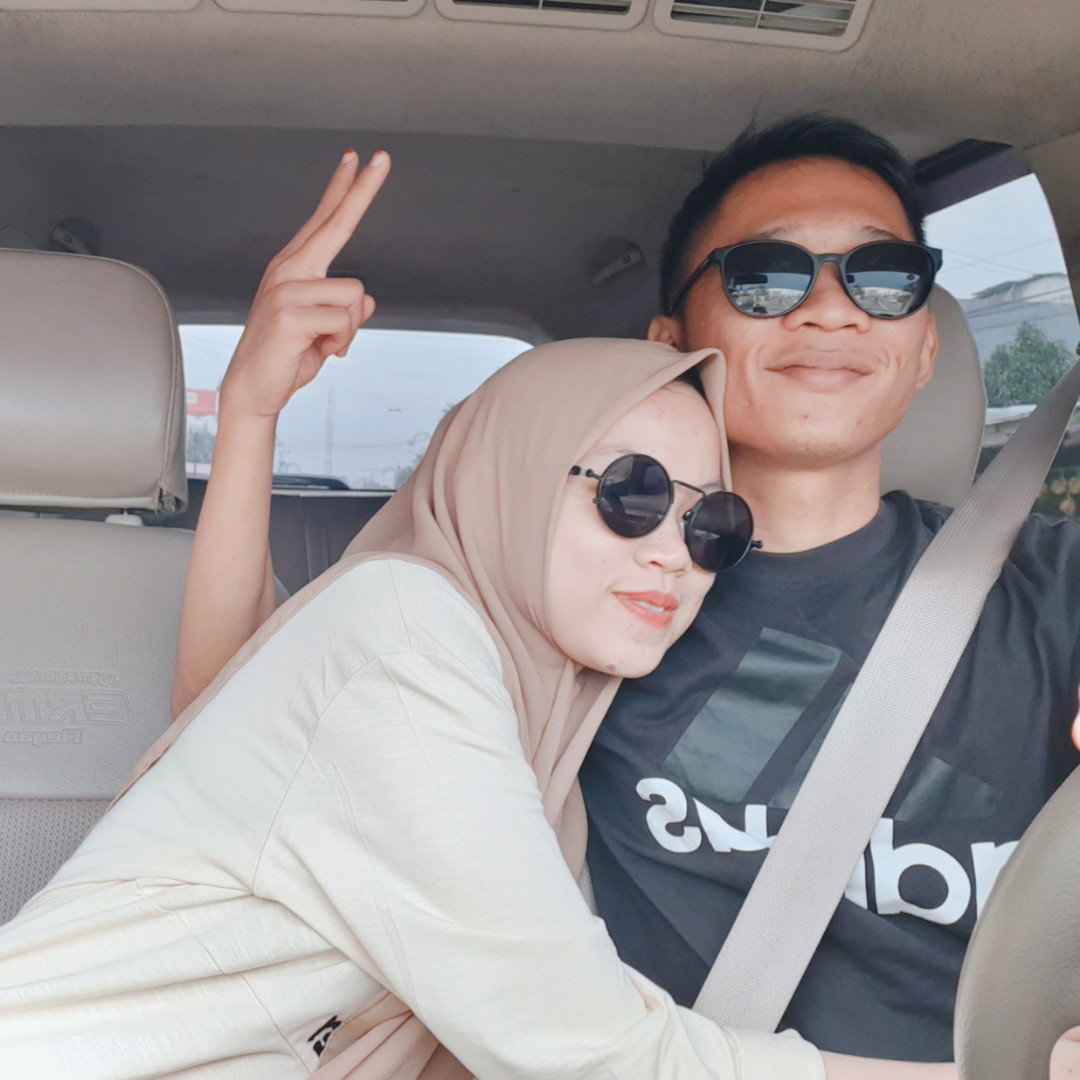 lia yovan profile icon