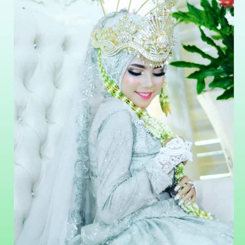 Mira Hervina profile icon