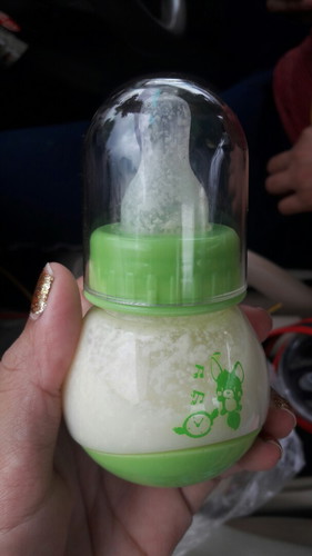 นมแม่