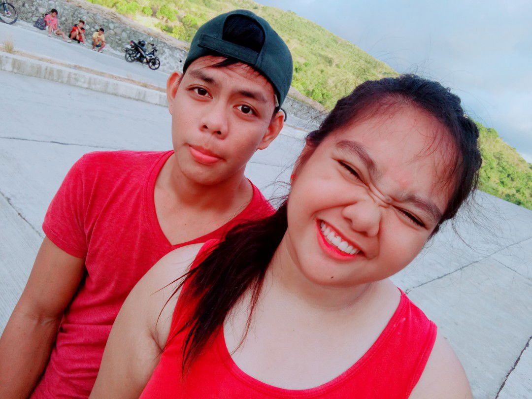 lorie Mae laurente profile icon