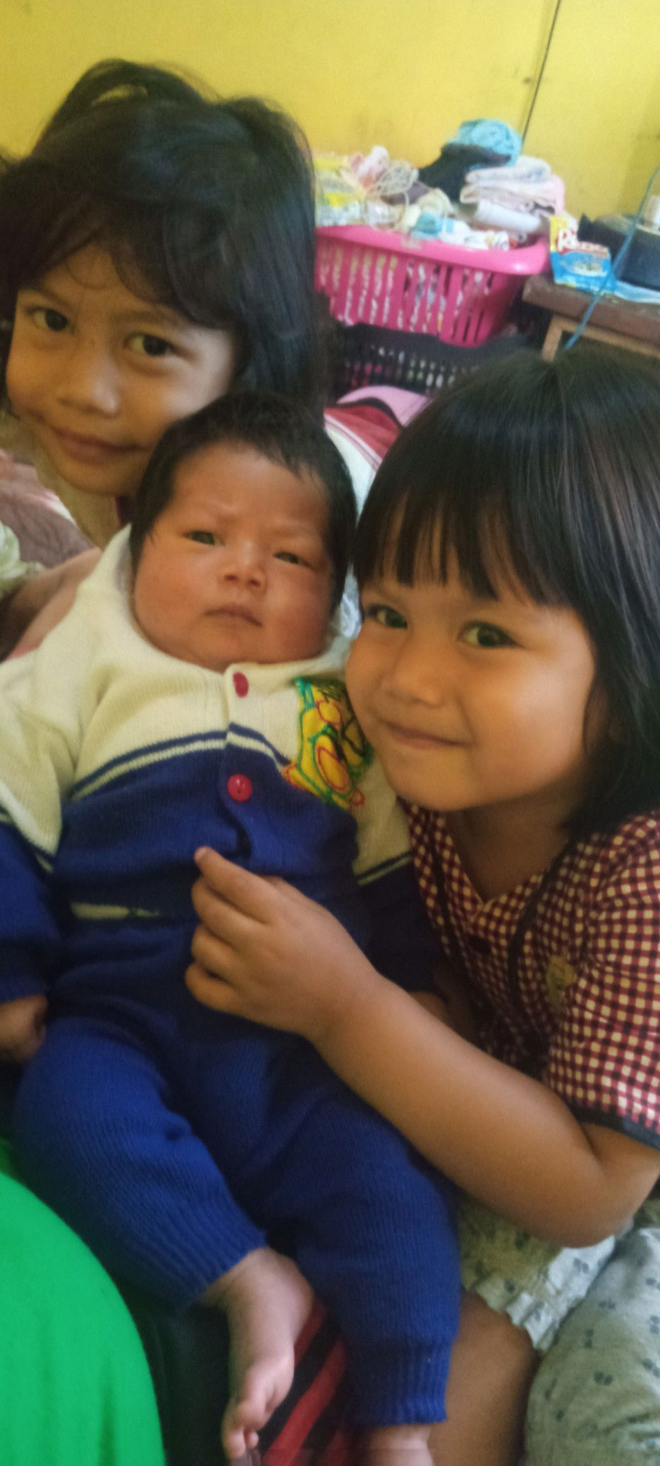 Reni Iswanti profile icon