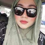 Bella mazlan profile icon