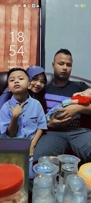 Siti Nuraeni profile icon