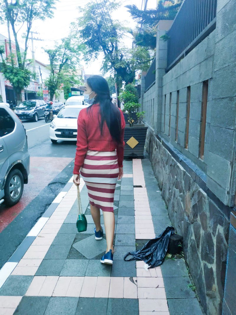 Wawat Sarwati profile icon