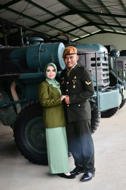 yanti apriliani profile icon