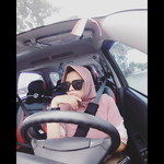 Yovie Anita Shelvi profile icon