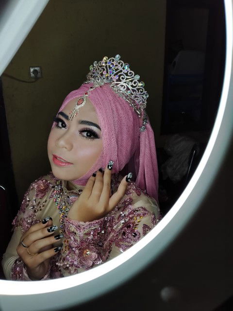 Julita Rahma Dewi profile icon