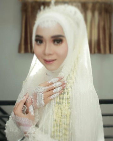 Suci Hidayah profile icon